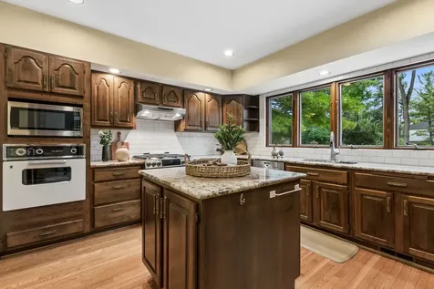 3045 Farner Court Riverwoods IL 60015