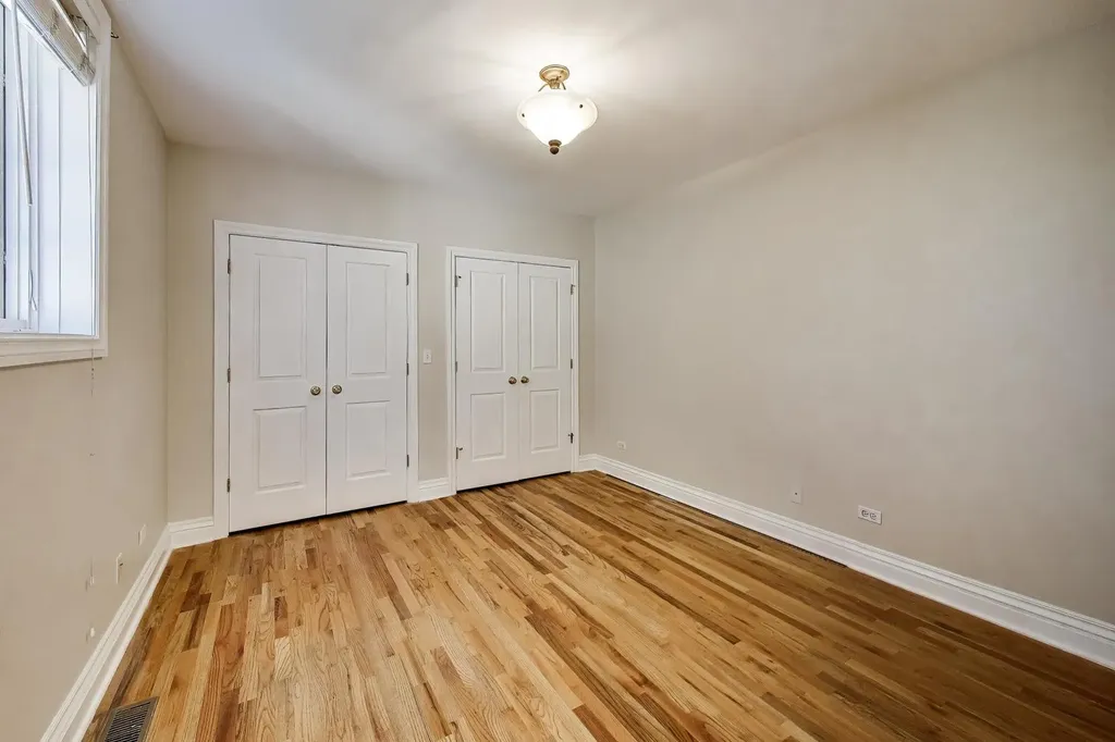 1422 North Noble Street Chicago IL 60642