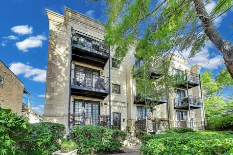 1422 North Noble Street Chicago IL 60642