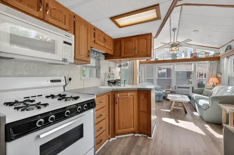 143 Fossil Lake Court Wilmington IL 60481