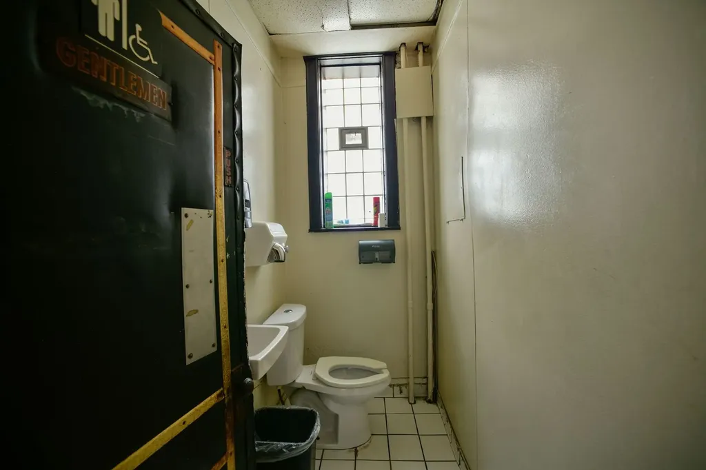 4158 South Campbell Avenue Chicago IL 60632