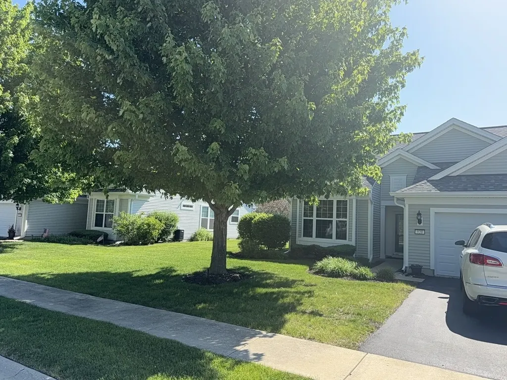 820 Treetop Lane Shorewood IL 60404