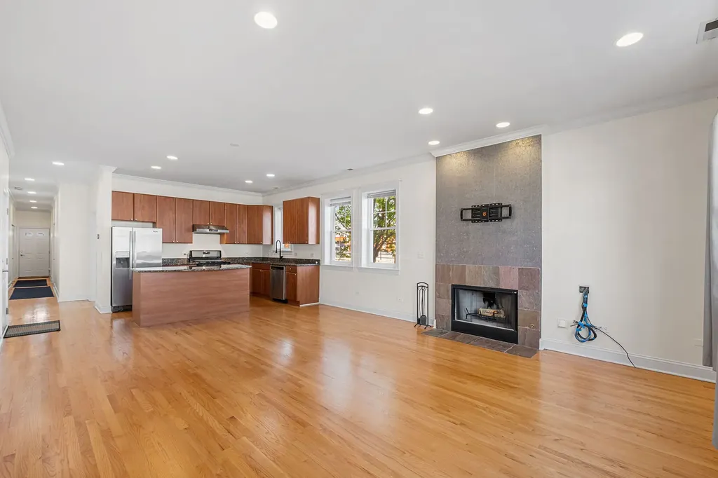 2204 North Natchez Avenue Chicago IL 60707