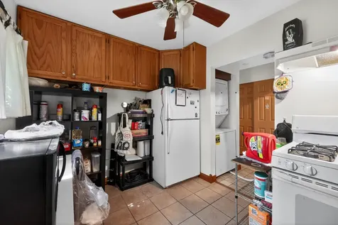 110 West Valley View Drive Mchenry IL 60051