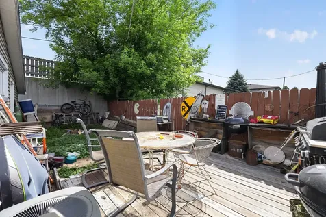 110 West Valley View Drive Mchenry IL 60051