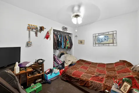 110 West Valley View Drive Mchenry IL 60051