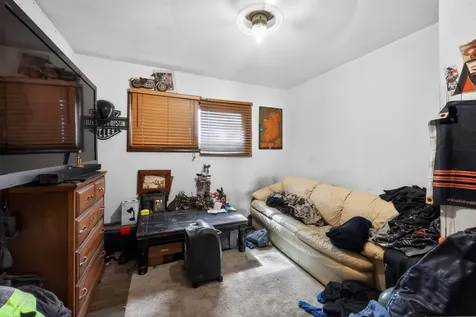 110 West Valley View Drive Mchenry IL 60051