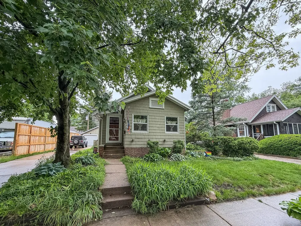 707 South Anderson Street Urbana IL 61801