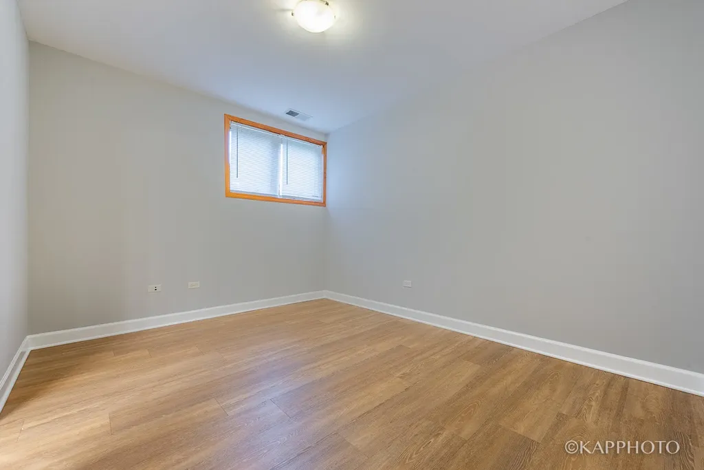 5137 South Wabash Avenue Chicago IL 60615