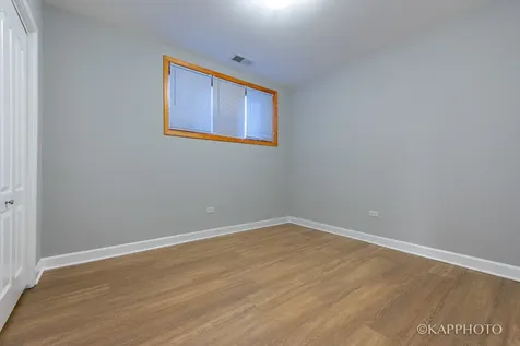 5137 South Wabash Avenue Chicago IL 60615