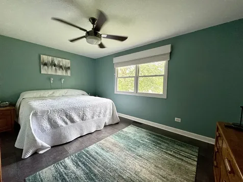315 Maplewood Drive Lakemoor IL 60051
