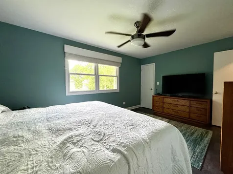 315 Maplewood Drive Lakemoor IL 60051