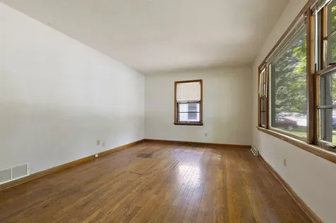 2412 Midway Drive Rockford IL 61103