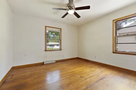 2412 Midway Drive Rockford IL 61103