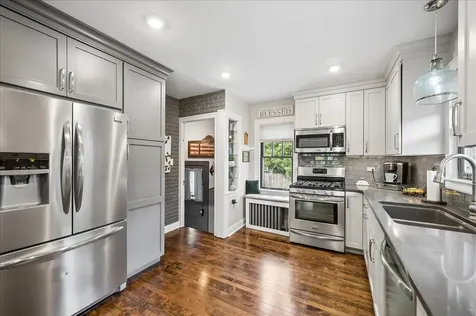 829 Saint Johns Avenue Highland Park IL 60035