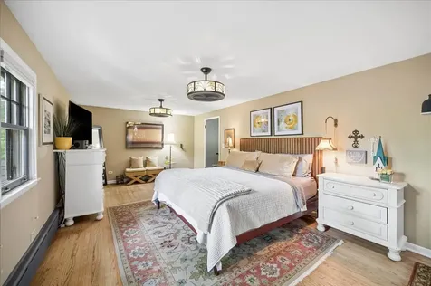 829 Saint Johns Avenue Highland Park IL 60035