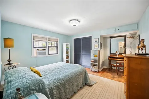 829 Saint Johns Avenue Highland Park IL 60035