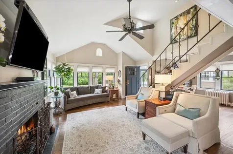 829 Saint Johns Avenue Highland Park IL 60035