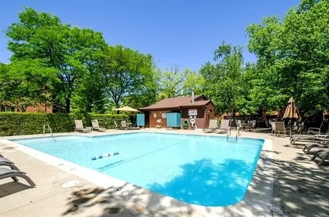 90 Boardwalk Place Park Ridge IL 60068