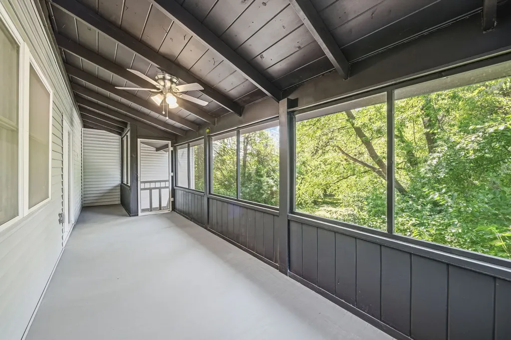 1302 South Lawler Avenue Lombard IL 60148