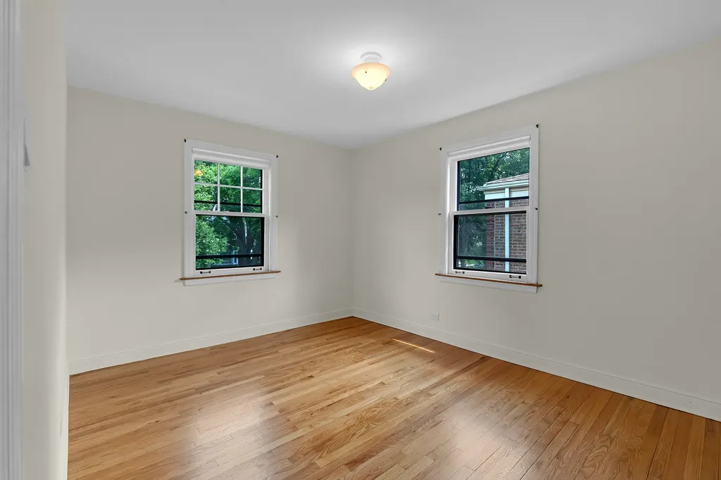 9932 South Maplewood Avenue Chicago IL 60655
