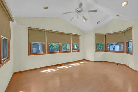 9932 South Maplewood Avenue Chicago IL 60655