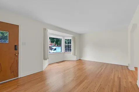 9932 South Maplewood Avenue Chicago IL 60655