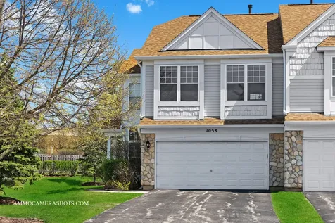 1058 Delta Drive Elgin IL 60123