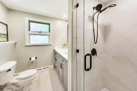 172 Barrypoint Road Riverside IL 60546