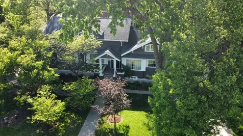 172 Barrypoint Road Riverside IL 60546