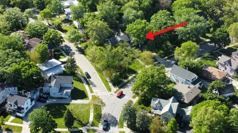 172 Barrypoint Road Riverside IL 60546