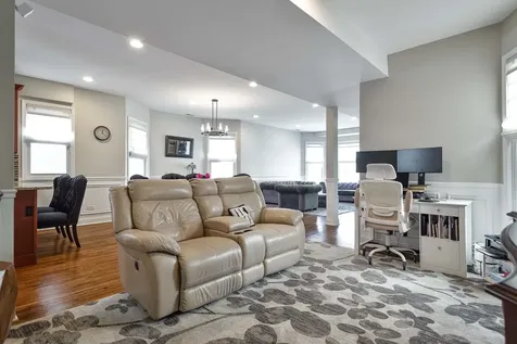 2255 North Avers Avenue Chicago IL 60647