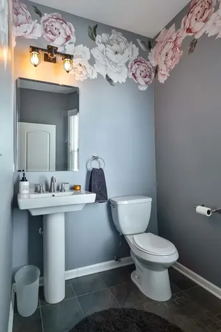 2255 North Avers Avenue Chicago IL 60647