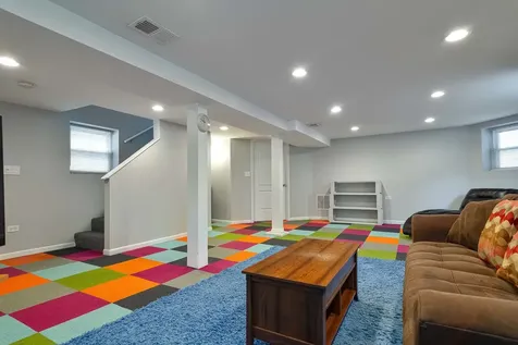 2255 North Avers Avenue Chicago IL 60647