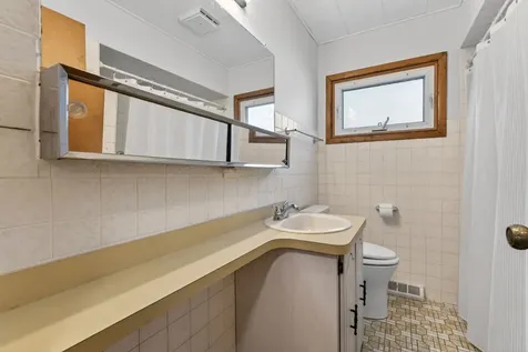 11006 Oxford Avenue Chicago Ridge IL 60415