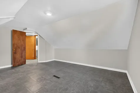 11006 Oxford Avenue Chicago Ridge IL 60415