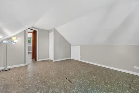 11006 Oxford Avenue Chicago Ridge IL 60415