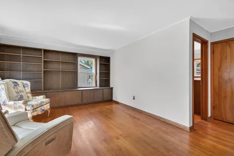11006 Oxford Avenue Chicago Ridge IL 60415