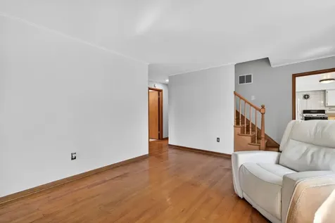 11006 Oxford Avenue Chicago Ridge IL 60415