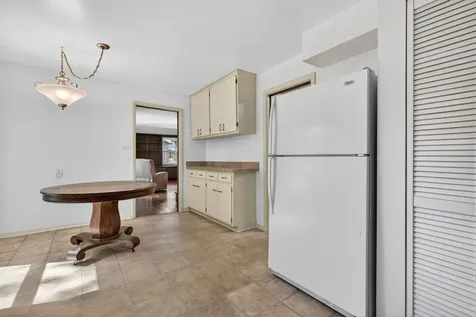 11006 Oxford Avenue Chicago Ridge IL 60415