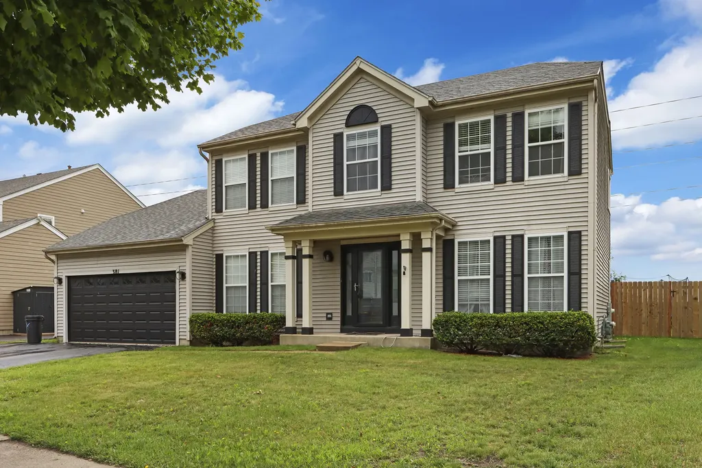 381 Warwick Lane Lake In The Hills IL 60156
