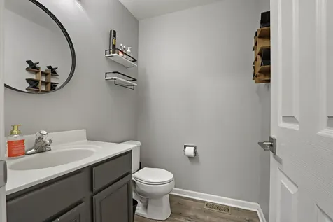 381 Warwick Lane Lake In The Hills IL 60156