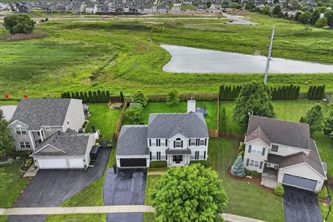 381 Warwick Lane Lake In The Hills IL 60156