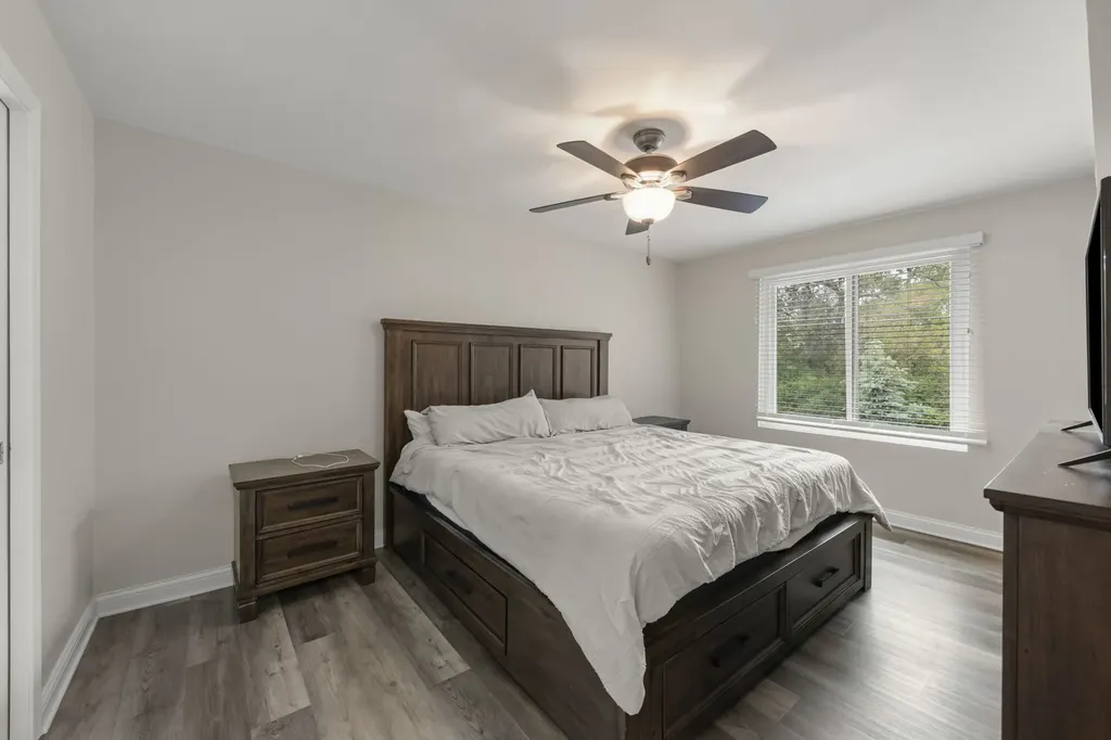 525 Cumnor Road Westmont IL 60559