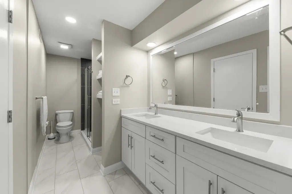 525 Cumnor Road Westmont IL 60559
