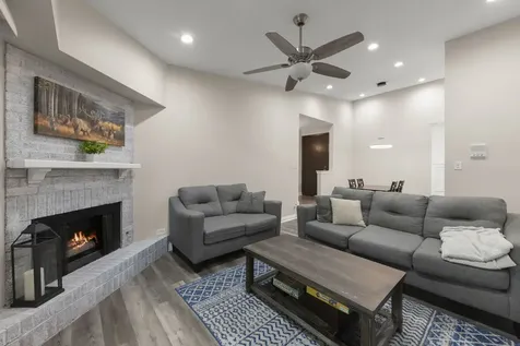 525 Cumnor Road Westmont IL 60559