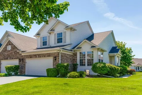 2 Tiverton Court Algonquin IL 60102