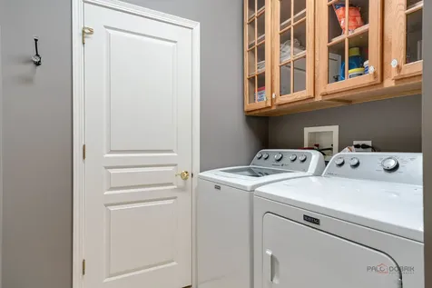 2 Tiverton Court Algonquin IL 60102