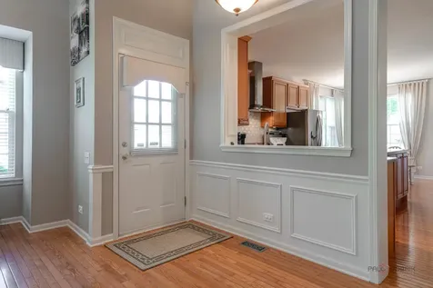 2 Tiverton Court Algonquin IL 60102