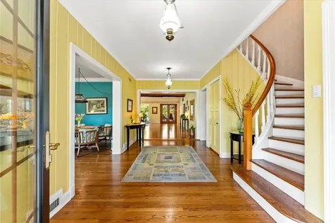 27 Hickory Lane White Heath IL 61884